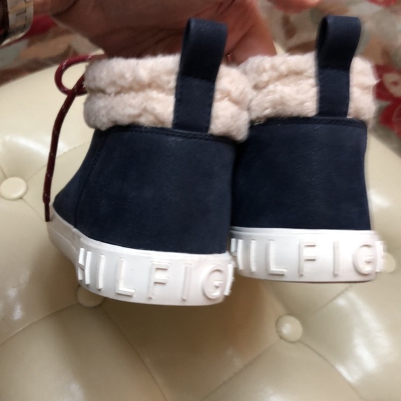 Tommy Hilfiger sneaker bootie size 8 - Picture 4 of 9
